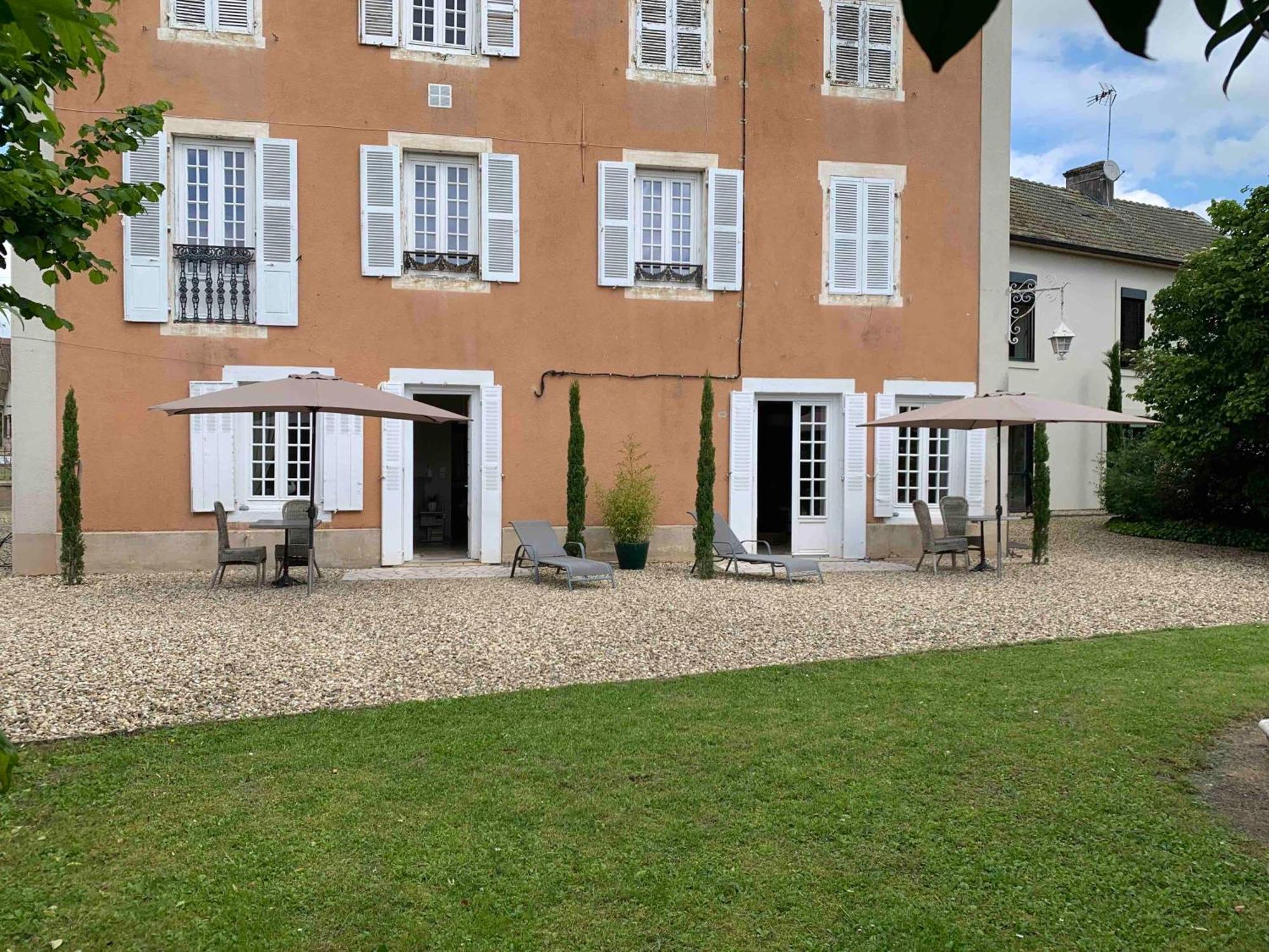 En Ville A La Campagne 2 Louhans Exteriér fotografie